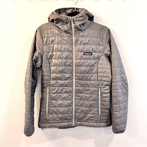 Patagonia Women’s Nano Puff Hoody Jacket Size Medium Feather Grey